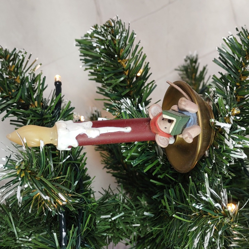 Hallmark Vintage 1975 "Chris Mouse" Lighted Ornament